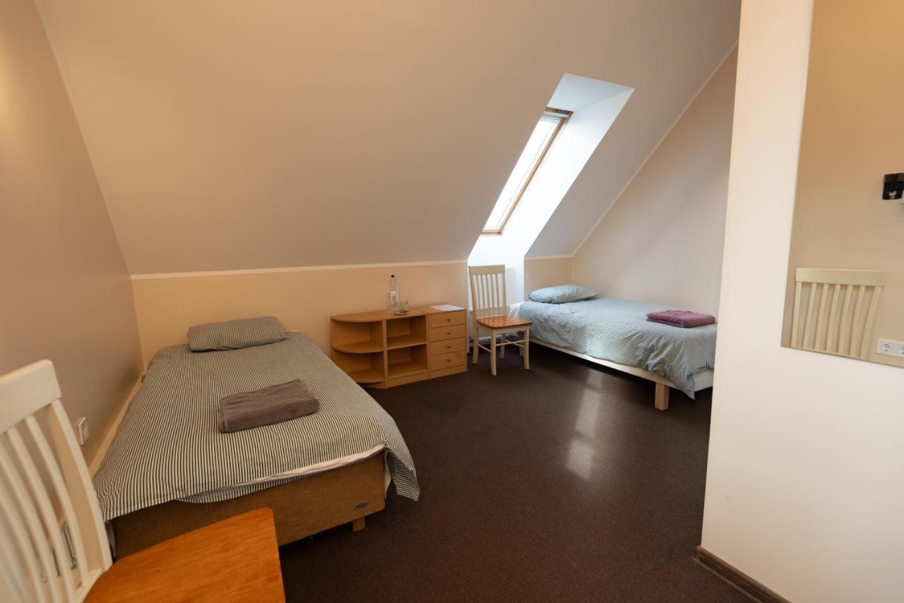 Aiakeskuse Hostel Rakvere Buitenkant foto